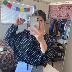 Boho Aakaa peasant tie front top